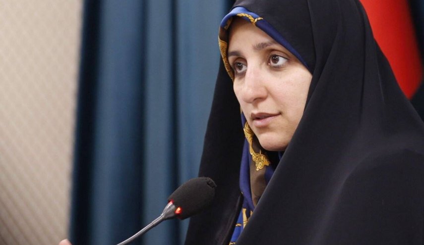 الإيرانيات-يشكلن-24-من-المخترعين-في-البلاد.jpg