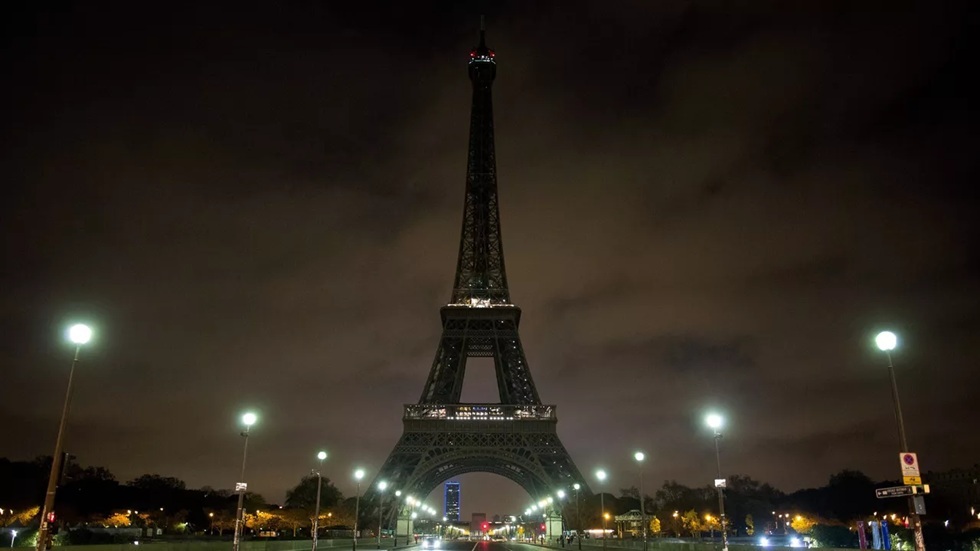 السائح-الجزائري-بطل-العرض-العسكري-في-فرنسا.jpg