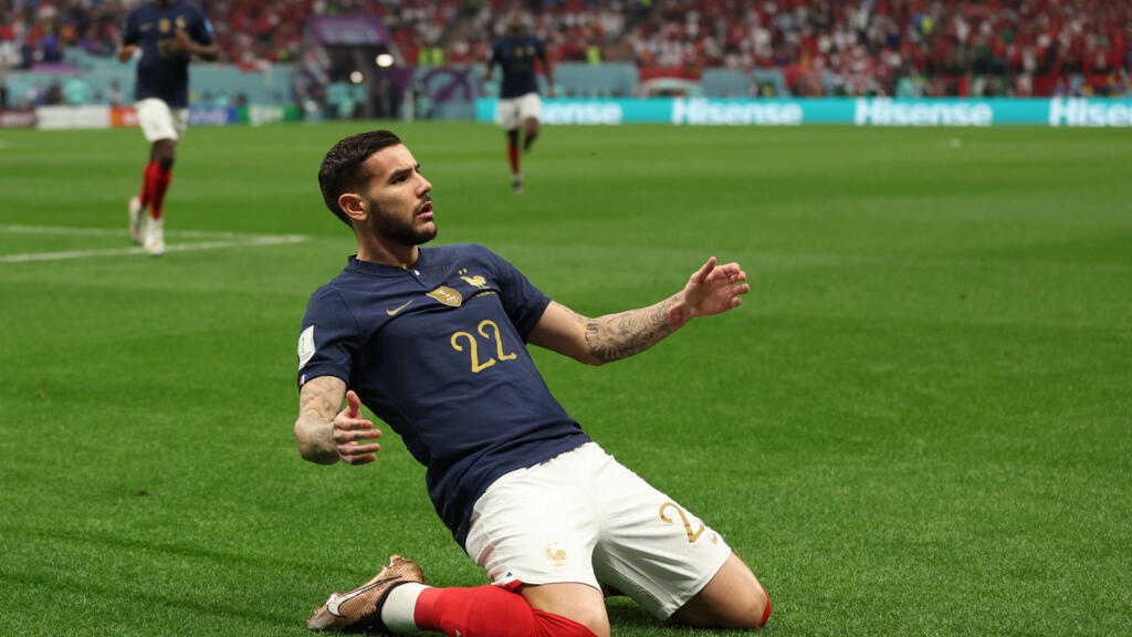 الهلال-السعودي-يضم-الظهير-الفرنسي-تيو-هرنانديز-بعقد-يمتد-لثلاثة.jpg