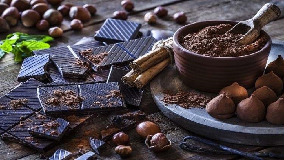 خبير-تغذية-يشير-إلى-فوائد-غير-متوقعة-للشوكولاتة.jpg