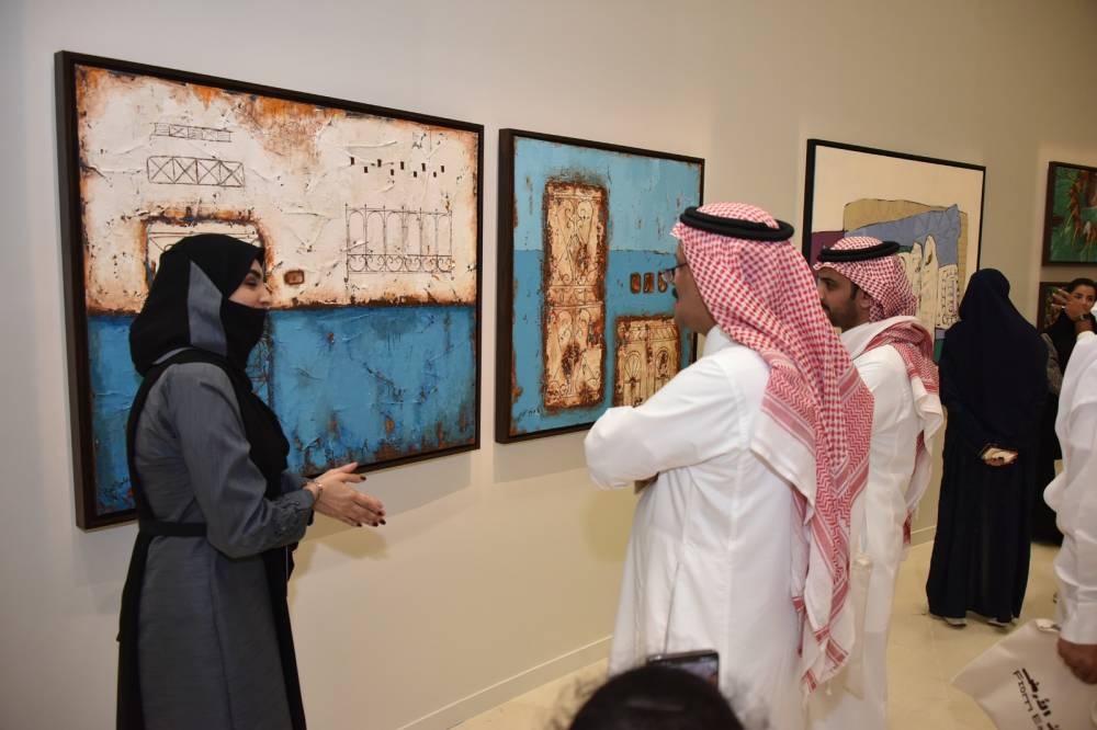 خلود-العمري-ترسم-أبواب-الذاكرة-وتفتح-نوافذ-الحنين-أخبار.jpg
