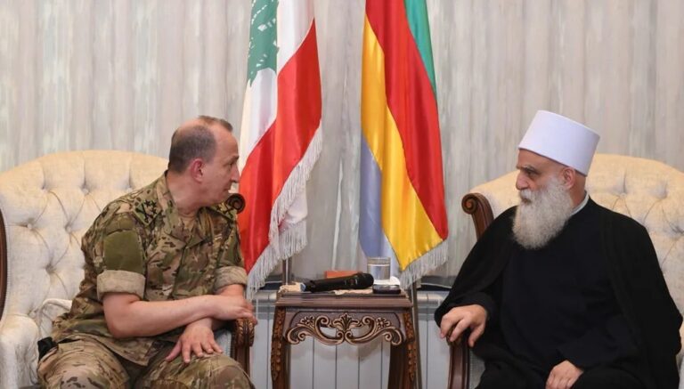 شيخ-طائفة-الموحدين-الدروز-في-لبنان-يدعو-لرعاية-عربية-وتركية.jpg