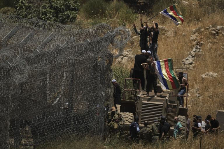 كان-نحو-2000-درزي-بينهم-جنود-في-الجيش-الإسرائيلي-أعلنوا.jpg
