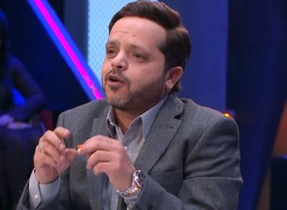 محمد-هنيدي-لـعكاظ-أنا-بخير-استعدوا-لعرض-مسرحي-جديد.jpg