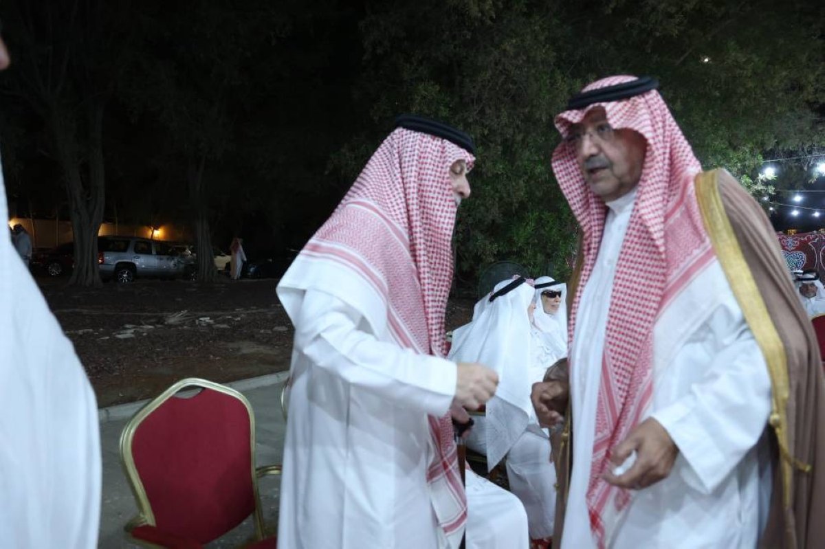 فيصل بن عبد الله يواسي آل قطان في فقيدتهم – أخبار السعودية