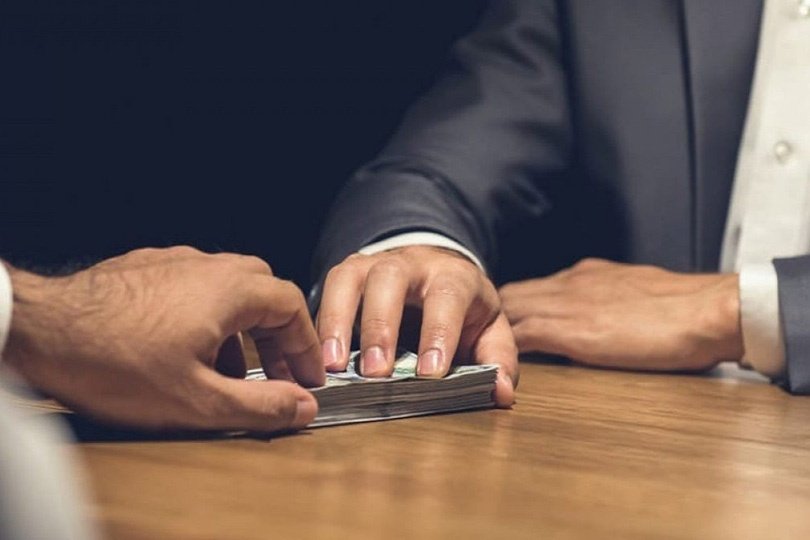كيف تُباع وتُشترى الولاءات في العراق؟.. كواليس بيع المناصب بـ”الدولار” من أفواه السياسيين- عاجل » وكالة بغداد اليوم الاخبارية