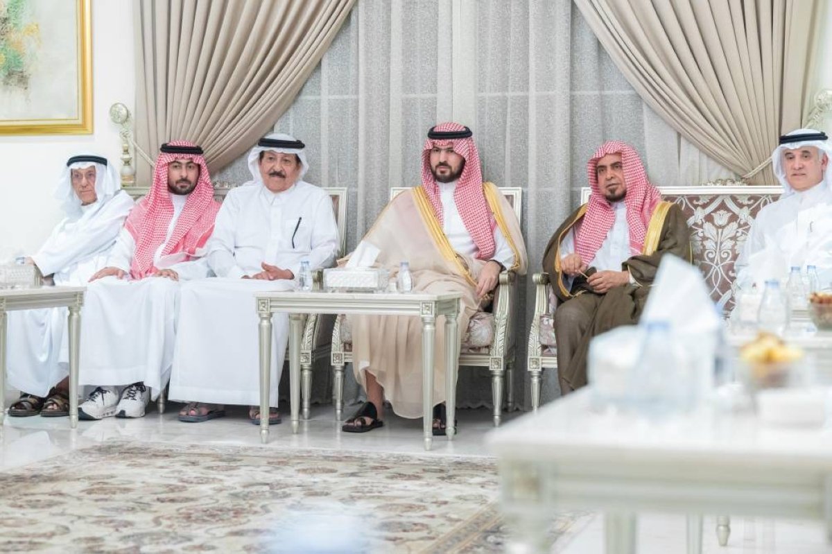 نائب أمير المنطقة الشرقية يقدم التعازي لأسرة الرميح – أخبار السعودية