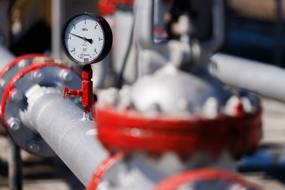 وزارة النفط الإيرانية ترد على وزير الخزانة الأمريكية: ليس لدينا نفط للأسواق الدولية