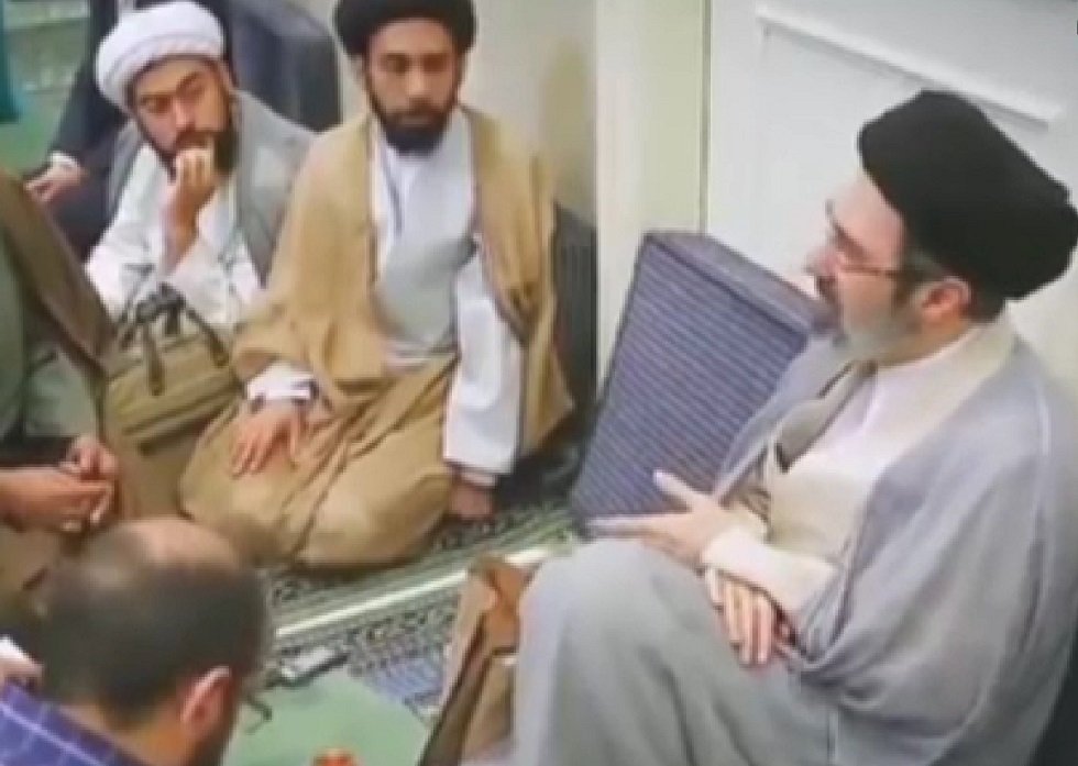 مشاهد تنشر لأول مرة لمجتبى خامنئي (فيديو)