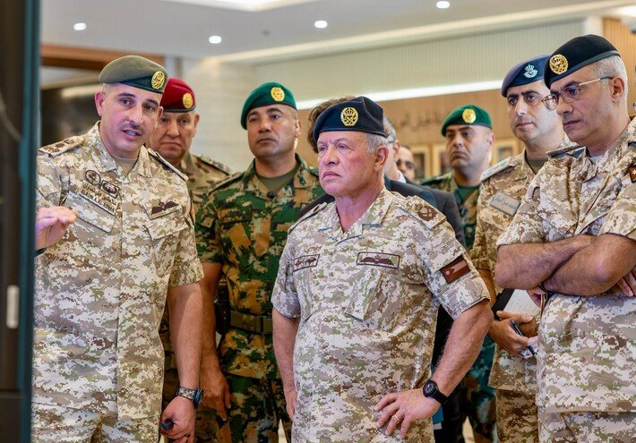 ملك الأردن عبد الله الثاني يزور المصابين في الهجوم على الكنيسة في الكرك